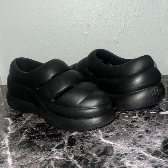 NWOT UGG Sport Yeah Clog Size: 9 US - Picture 10 of 13